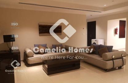 Apartment - 2 Bedrooms - 3 Bathrooms for rent in Porto Arabia - The Pearl Island - Doha