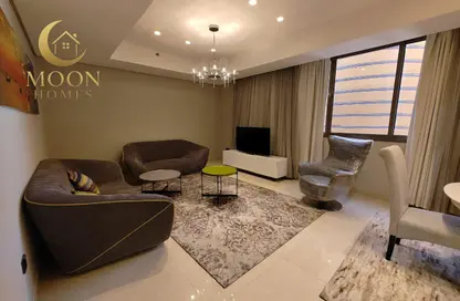 شقة - غرفة نوم - 2 حمامات للايجار في ام غوالينا تجارية - ام غويلينا - أم غويلينا - الدوحة