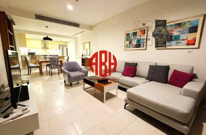 Apartment - 1 Bedroom - 2 Bathrooms for rent in Viva West - Viva Bahriyah - The Pearl Island - Doha