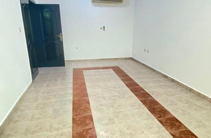 Apartment - 2 Bedrooms - 2 Bathrooms for rent in Al Mansoura - Doha Apartment - 2 Bedrooms - 2 Bathrooms for rent in Al Mansoura - Doha