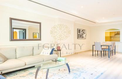 Apartment - 1 - 2 for sale in West Porto Drive - Porto Arabia - The Pearl Island - Doha