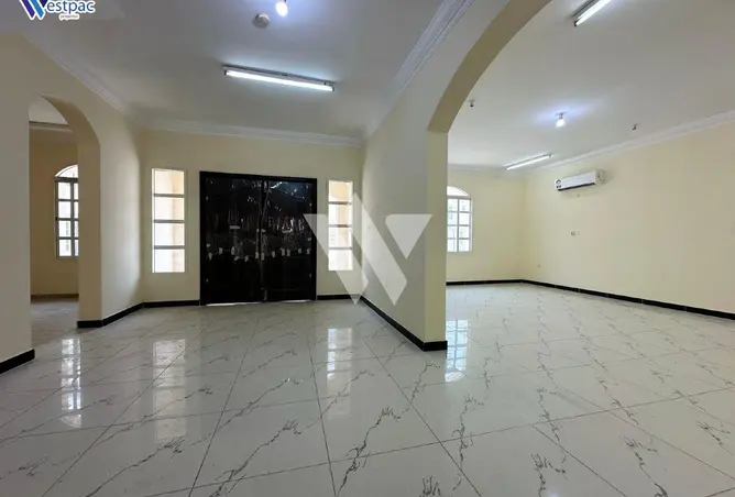 63253059 - Property Image 2