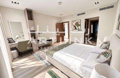 Apartment - 1 - 2 for rent in Lusail Marina Heights - Marina District - Lusail