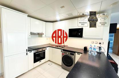 Apartment - 2 Bedrooms - 2 Bathrooms for rent in Tariq Street - Fereej Bin Omran - Doha