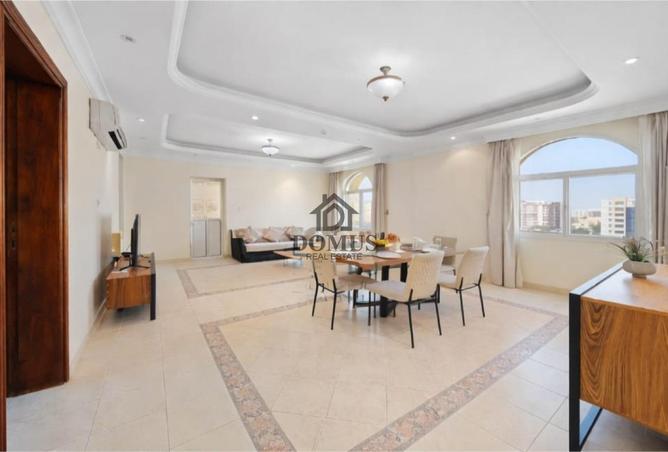 53910955 - Property Main Image