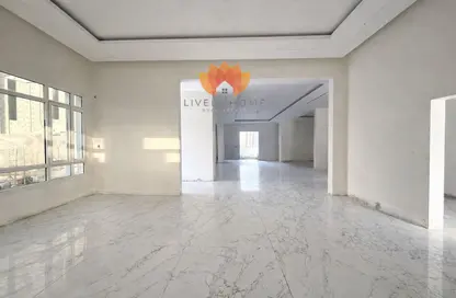 Villa - 7+ Bedrooms - 7+ Bathrooms for rent in Al Tarfa Residences - Fox Hills - Lusail