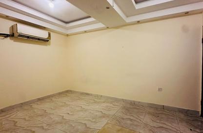 Apartment - Studio - 1 Bathroom for rent in Ain Khaled - Doha
