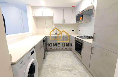 Apartment - 2 Bedrooms - 2 Bathrooms for rent in Marina Tower 23 - Marina District - Lusail