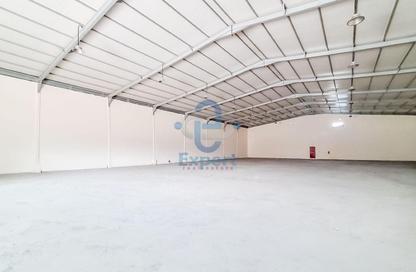 Warehouse - Studio - 1 Bathroom for rent in Industrial Area 2 - Industrial Area - Industrial Area - Doha