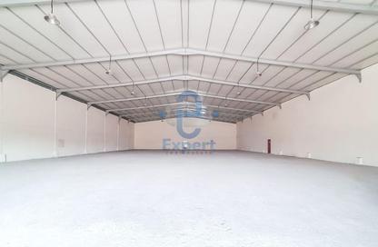 Warehouse - Studio - 1 Bathroom for rent in Industrial Area 2 - Industrial Area - Industrial Area - Doha