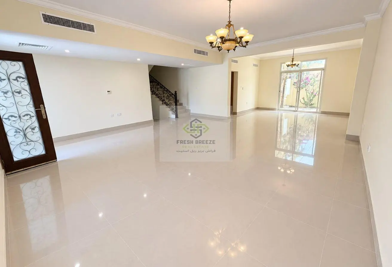 63422316 - Property Main Image