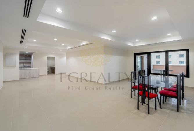 962084 - Property Image 3