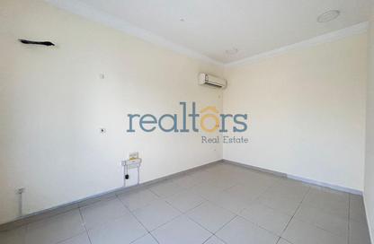 Villa - 5 - 4 for rent in Ain Khaled Villas - Ain Khaled - Doha Villa - 5 - 4 for rent in Ain Khaled Villas - Ain Khaled - Doha