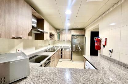 Apartment - 1 Bedroom - 2 Bathrooms for rent in West Porto Drive - Porto Arabia - The Pearl Island - Doha