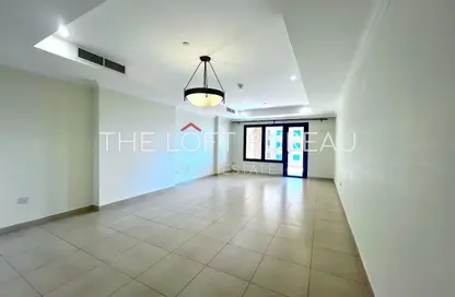 Apartment - 2 Bedrooms - 3 Bathrooms for rent in East Porto Drive - Porto Arabia - The Pearl Island - Doha