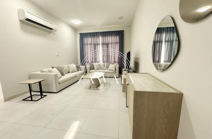 Apartment - 3 Bedrooms - 3 Bathrooms for rent in Anas Street - Fereej Bin Mahmoud North - Fereej Bin Mahmoud - Doha