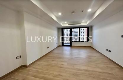 Apartment - 2 Bedrooms - 3 Bathrooms for sale in West Porto Drive - Porto Arabia - The Pearl Island - Doha Apartment - 2 Bedrooms - 3 Bathrooms for sale in West Porto Drive - Porto Arabia - The Pearl Island - Doha