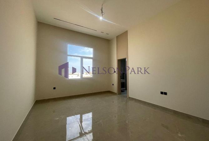 53571433 - صورة العقار 3