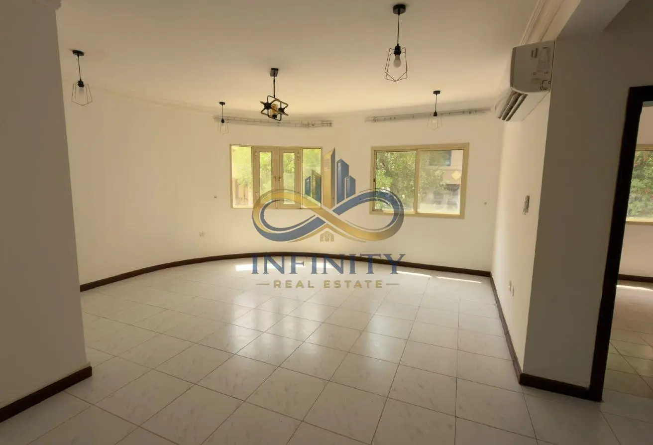 62801930 - Property Main Image