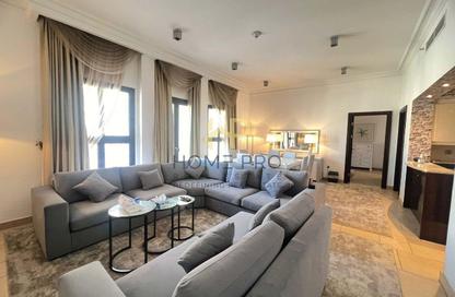Apartment - 2 Bedrooms - 2 Bathrooms for sale in Qanat Quartier - The Pearl Island - Doha Apartment - 2 Bedrooms - 2 Bathrooms for sale in Qanat Quartier - The Pearl Island - Doha
