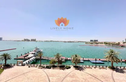 تاون هاوس - غرفة نوم - 2 حمامات للايجار في طريق بورتو الغربي - بورتو أرابيا - جزيرة اللؤلؤة - الدوحة