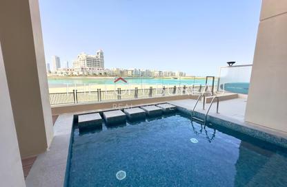 Villa - 5 Bedrooms - 6 Bathrooms for rent in Abraj Bay - Abraj Quartiers - The Pearl Island - Doha