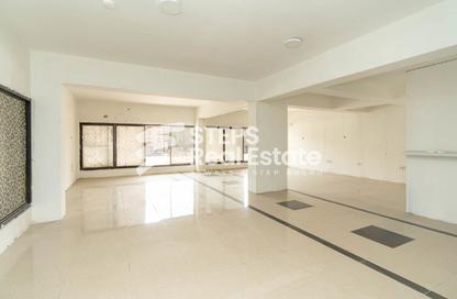 Shop - Studio - 1 for rent in Al Sadd Road - Al Sadd - Doha Shop - Studio - 1 for rent in Al Sadd Road - Al Sadd - Doha