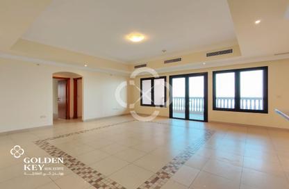 Apartment - 2 - 3 for rent in West Porto Drive - Porto Arabia - The Pearl Island - Doha