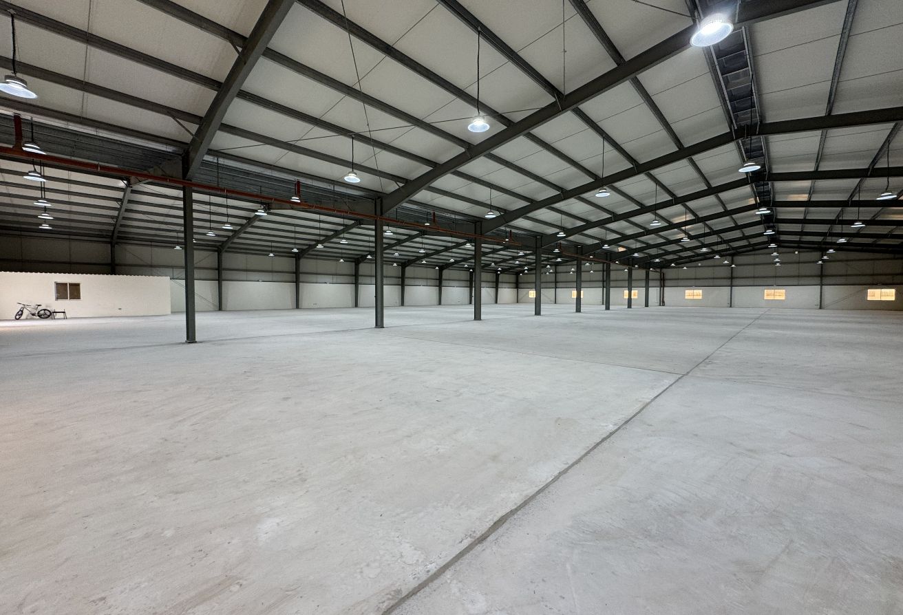 General Warehouse | 6,300 sqm | Birkat Al Awamer