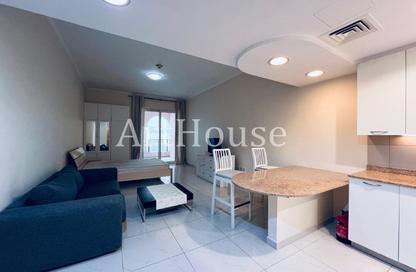 Apartment - Studio - 1 Bathroom for rent in Viva Bahriyah - The Pearl Island - Doha