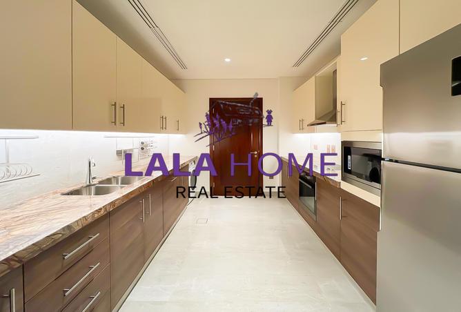 54151758 - Property Image 3