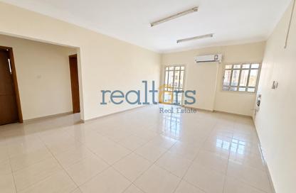 Apartment - 2 - 2 for rent in Thabit Bin Zaid Street - Al Mansoura - Doha