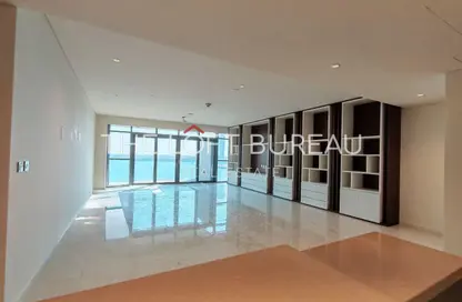 Apartment - 3 Bedrooms - 4 Bathrooms for sale in Seef Lusail Tower 1 - Seef Lusail - Lusail City - Lusail