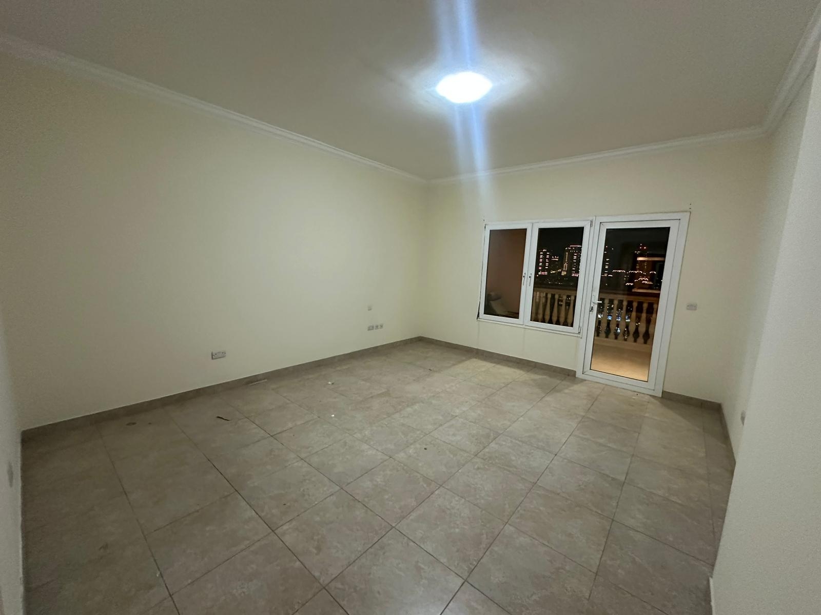 2 BR Apartment with MarinaView at The Pearl Island thumbnail 23