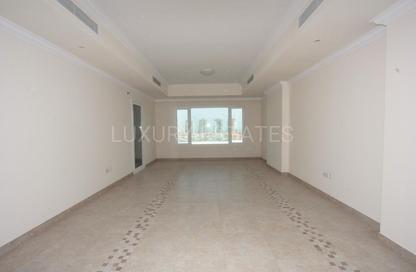 Apartment - 2 - 3 for sale in East Porto Drive - Porto Arabia - The Pearl Island - Doha Apartment - 2 - 3 for sale in East Porto Drive - Porto Arabia - The Pearl Island - Doha
