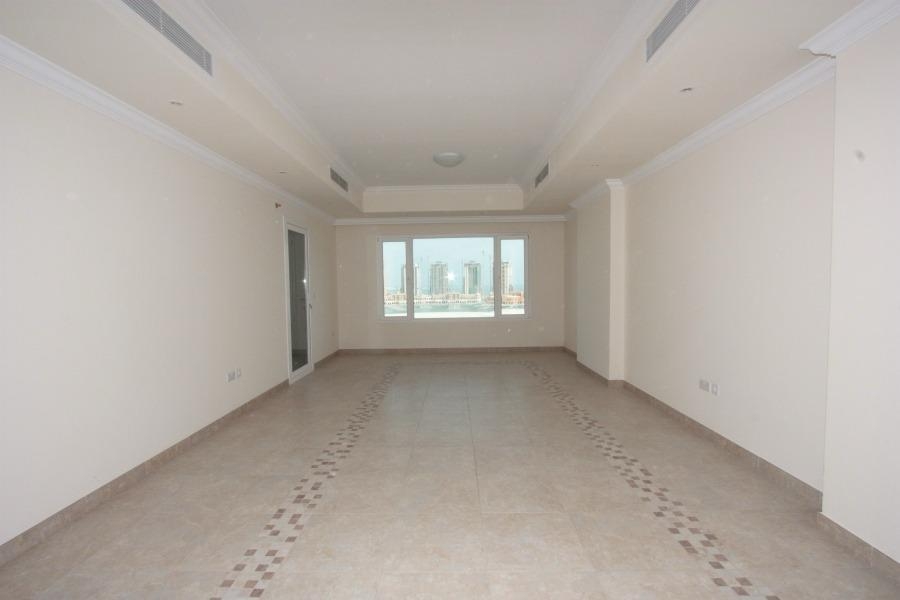 2 BR Apartment with MarinaView at The Pearl Island thumbnail 2