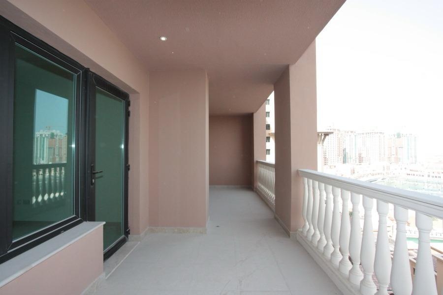 2 BR Apartment with MarinaView at The Pearl Island thumbnail 5