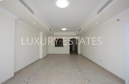 Apartment - 2 Bedrooms - 3 Bathrooms for sale in East Porto Drive - Porto Arabia - The Pearl Island - Doha