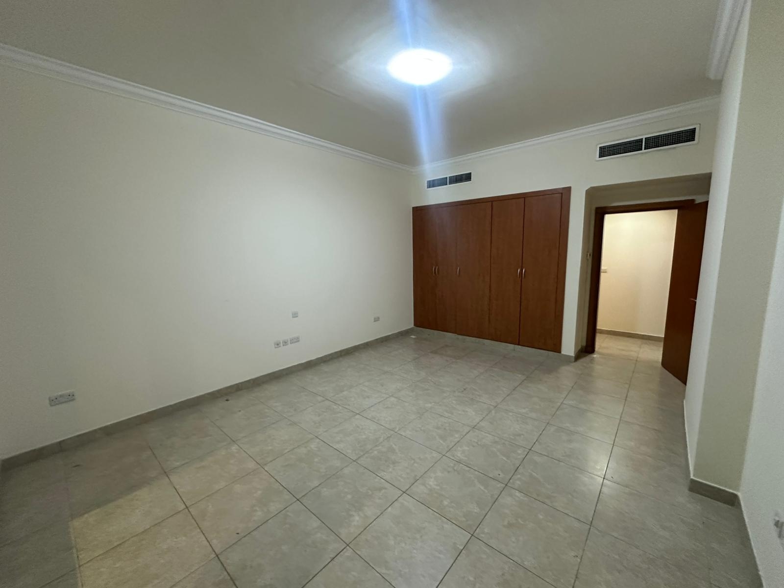 2 BR Apartment with MarinaView at The Pearl Island thumbnail 16