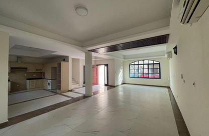 Villa - 3 Bedrooms - 3 Bathrooms for rent in Al Maamoura - Al Maamoura - Doha
