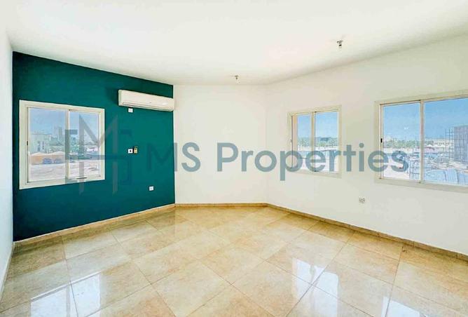 61002381 - Property Main Image