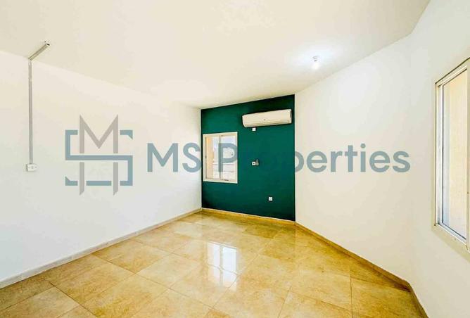 61002381 - Property Image 3
