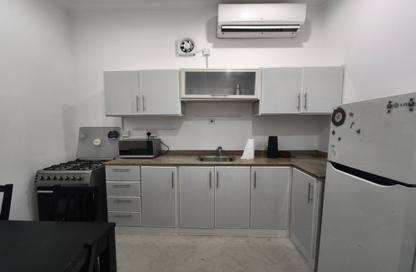 Apartment - Studio - 1 for rent in Al Khafiji Street - Jeliah - Doha