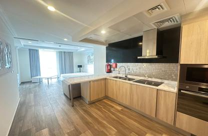 Apartment - Studio - 1 Bathroom for rent in Viva West - Viva Bahriyah - The Pearl Island - Doha