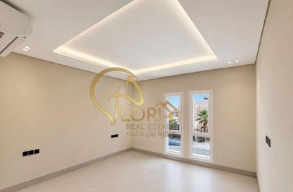 Villa - 7 Bedrooms - 7+ Bathrooms for rent in Izghawa - Izghawa - Doha