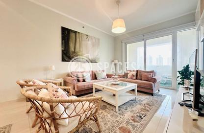 Apartment - 2 Bedrooms - 3 Bathrooms for sale in Viva East - Viva Bahriyah - The Pearl Island - Doha