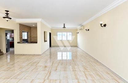Apartment - 4 - 4 for rent in Souk Al gharaffa - Al Gharrafa - Doha Apartment - 4 - 4 for rent in Souk Al gharaffa - Al Gharrafa - Doha