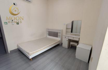 Apartment - Studio - 1 for rent in Umm Ghwailina Comm - Umm Ghuwalina - Umm Ghuwailina - Doha