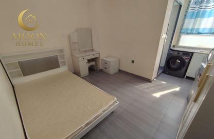 Apartment - Studio - 1 for rent in Umm Ghwailina Comm - Umm Ghuwalina - Umm Ghuwailina - Doha