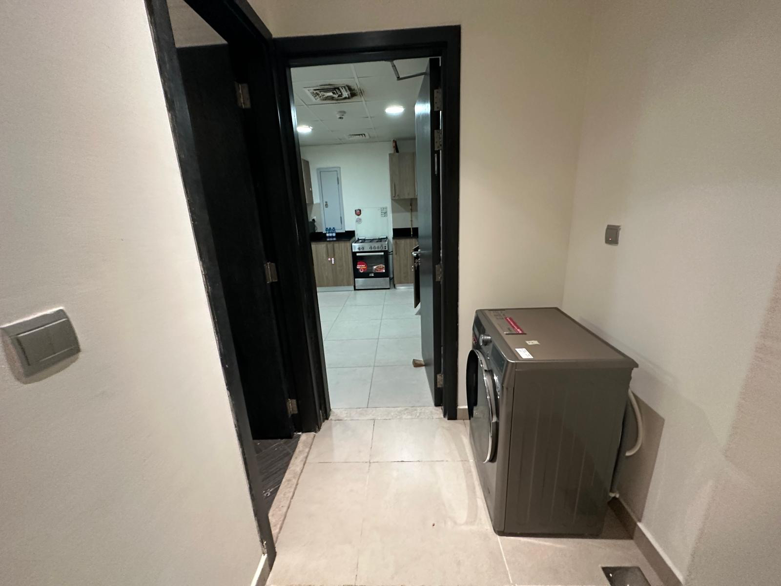 Luxury 2+MAID ROOM FF WITH BALCONY NEAR STADIUM thumbnail 4